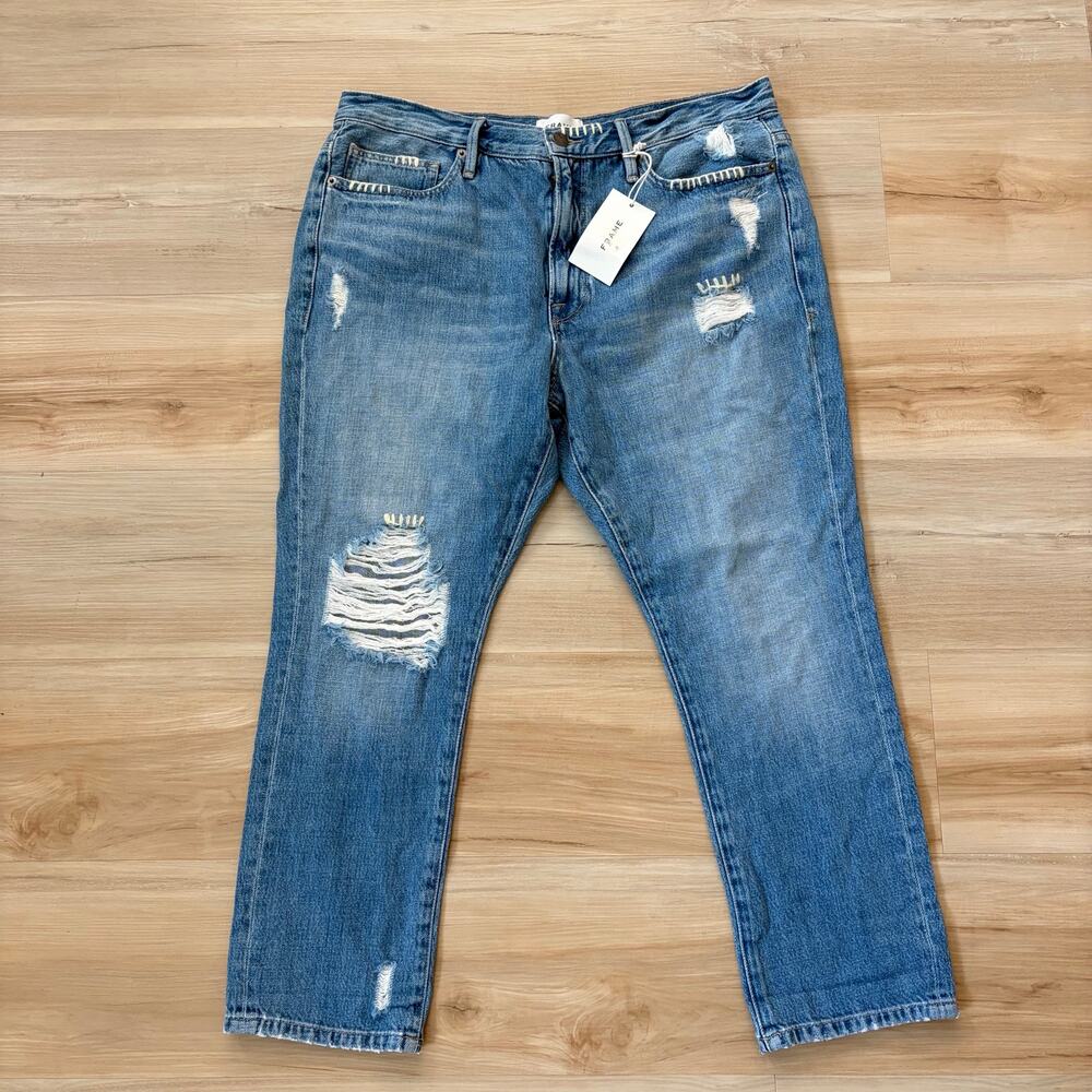 Frame le pixie crop mini boot medium wash jeans